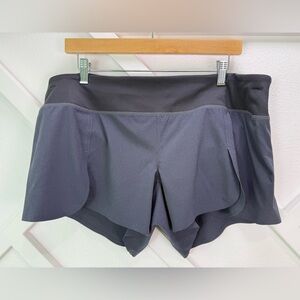 Brooks PureProject Running Shorts Gray Scalloped HemFront Vent Womens XL